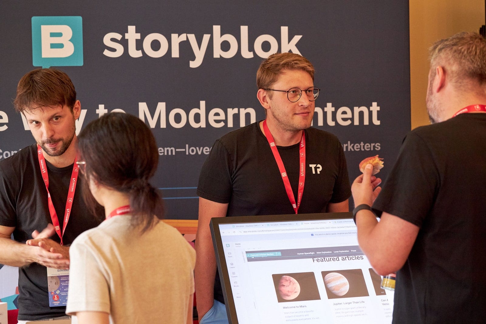 Samuel from Storyblok at SmashingConf Freiburg.